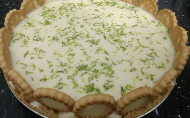 Torta de limão com chocolate branco