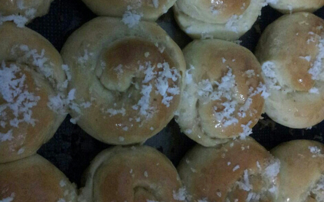 Pão de leite condensado com coco