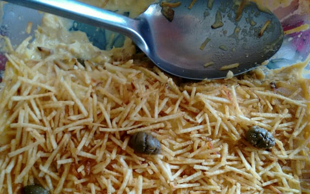 Fricassê de frango com creme de milho