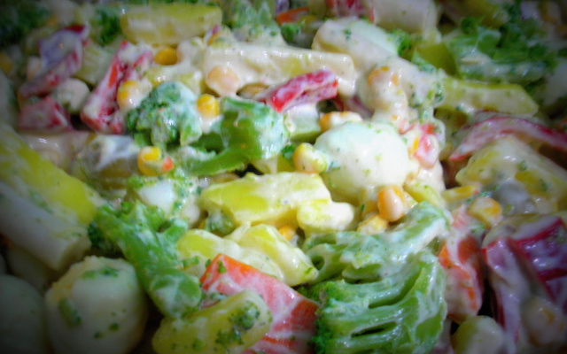Salada primavera da Mila
