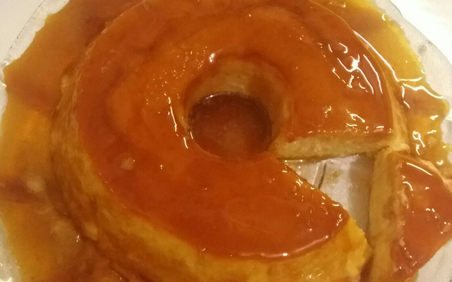 Pudim de laranja e coco