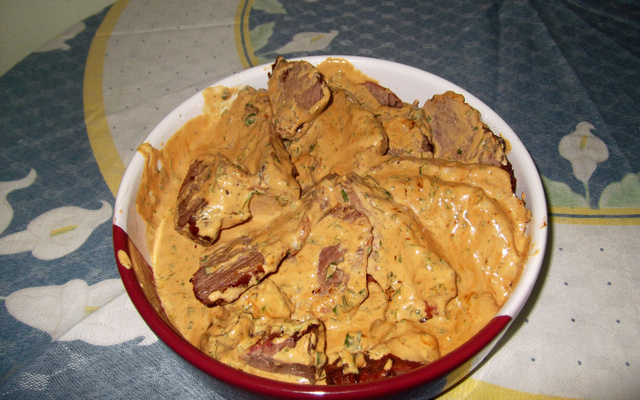 Maminha ao molho de ervas