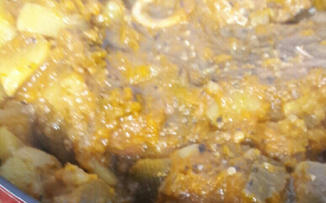 Pernil suíno na pressão