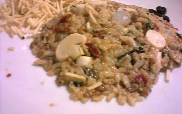 Risoto integral de cogumelo e tomate seco