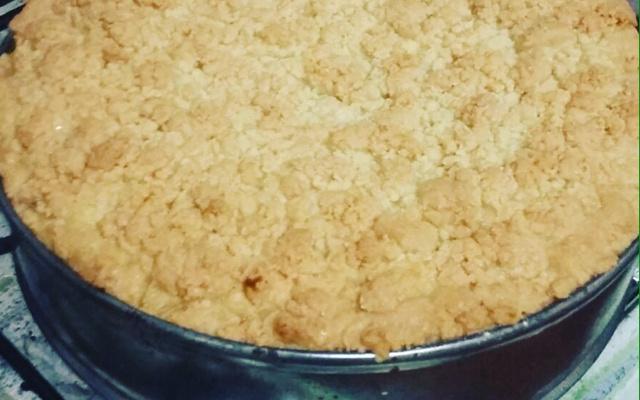 Cuca de farofa recheada