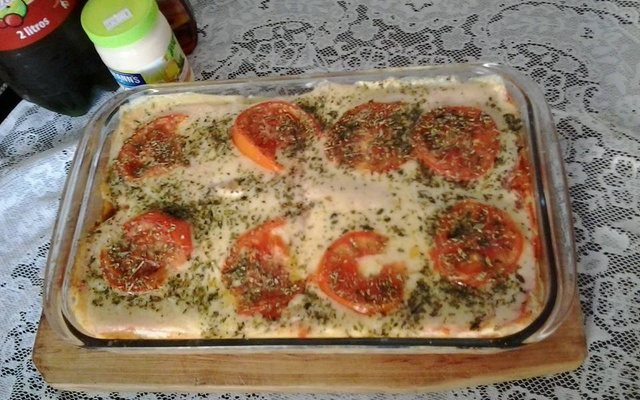 Bauru de forno com molho branco