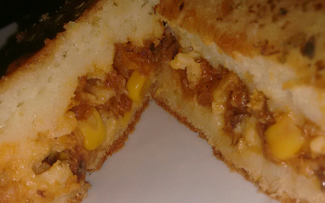 Torta de sardinha com atum