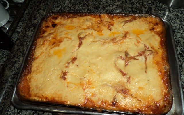 Lasanha de massa de pastel