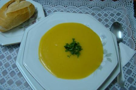Sopa creme de mandioquinha