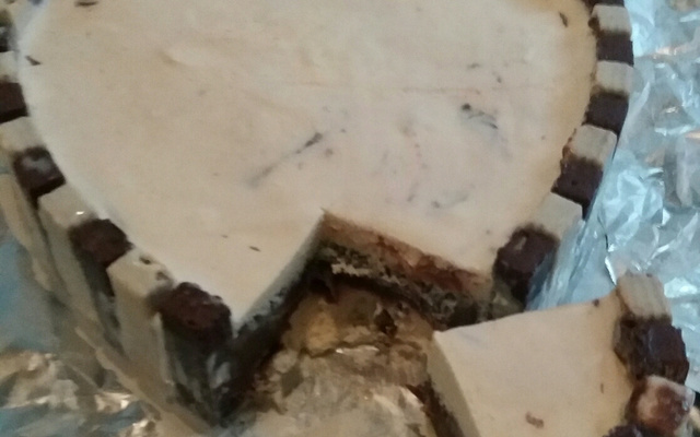 Torta de bis, sorvete e doce de leite