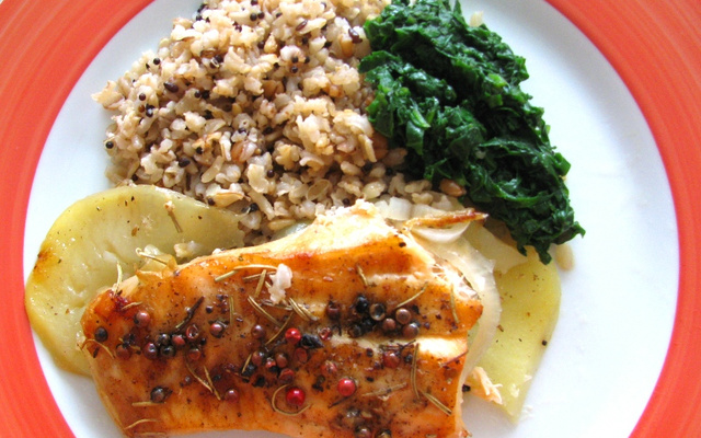 Salmão no forno embrulhadinho