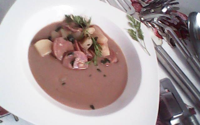 Sopa de feijão da Isabela