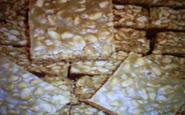 Pé de moleque achocolatado