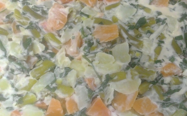 Salada de maionese (batata e cenoura)