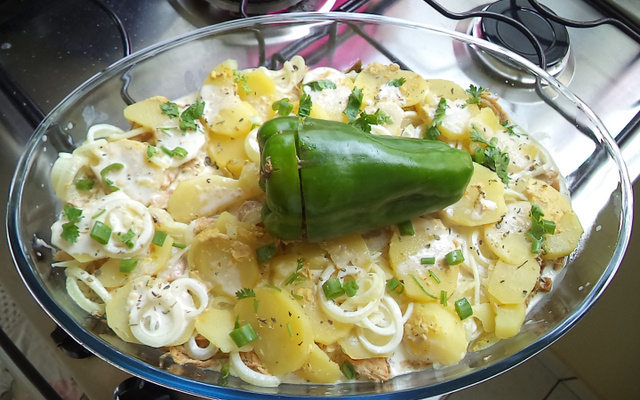 Frango cremoso com batata