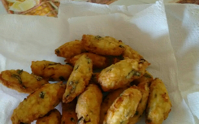 Bolinho de arroz simples da Valéria