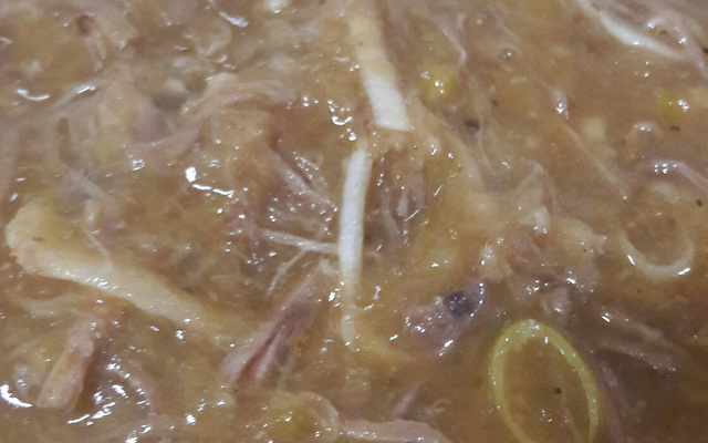 Caldo de costela com mandioca