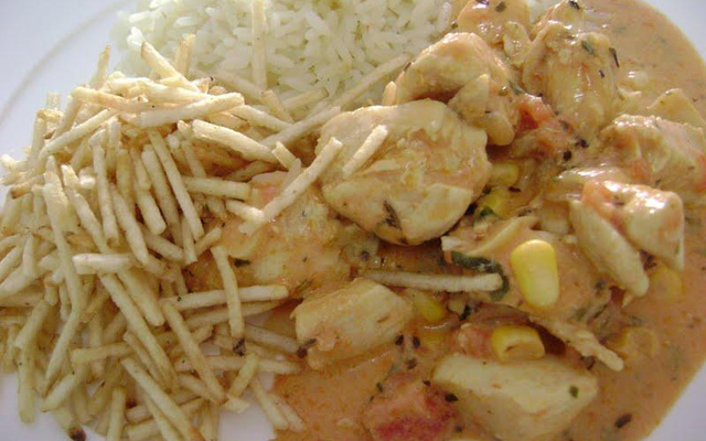 Estrogonofe de frango à moda Mi