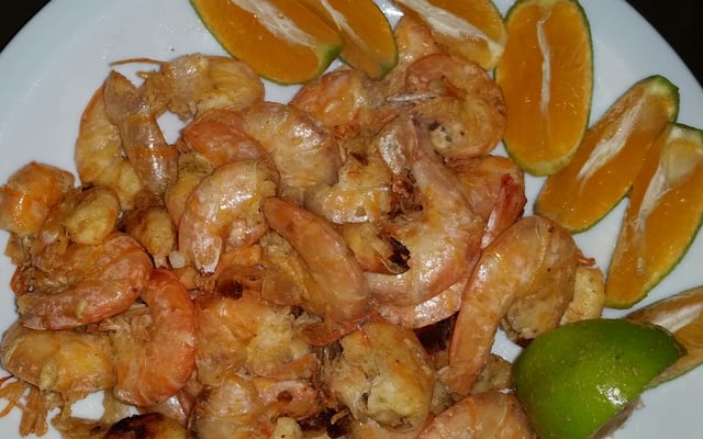 Camarão na pressão (no alho e óleo)