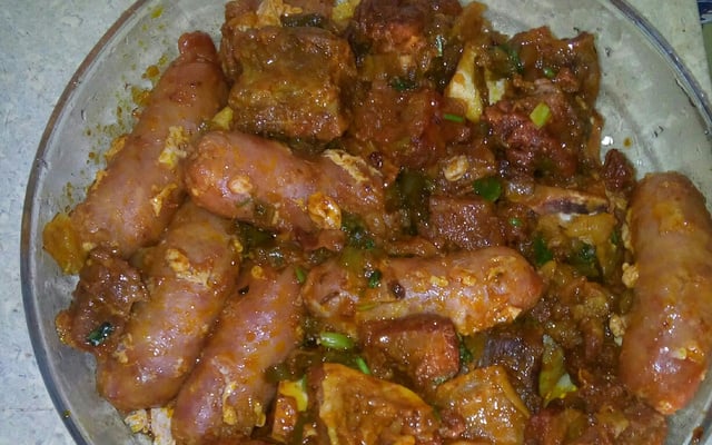 Costela com linguiça na panela de pressão