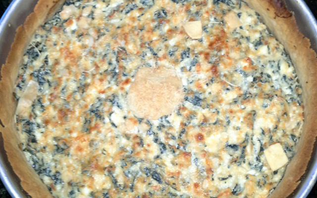 Quiche fácil de espinafre com ricota