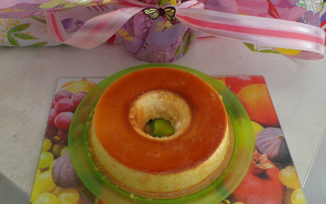 Pudim de leite em pó com coco