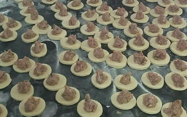 Massa de esfiha e salgados assados