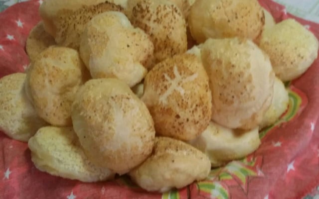 Bolinho de polvilho azedo