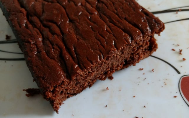 Bolo de chocolate sem leite, sem farinha e sem açúcar