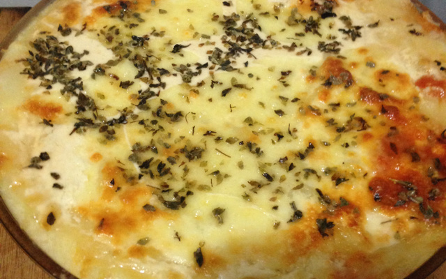 Cachorro quente de forno tipo escondidinho