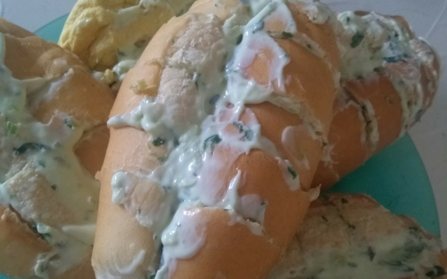 Pão de alho com requeijão