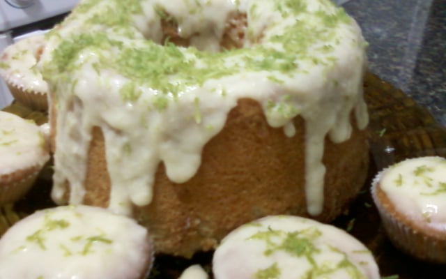 Bolo de limão macio e fofinho