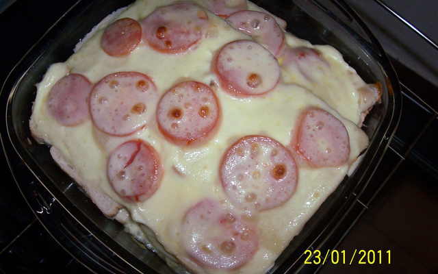 Sandubão quente de carne moída