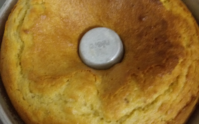 Bolo de fubá de liquidificador super fofo