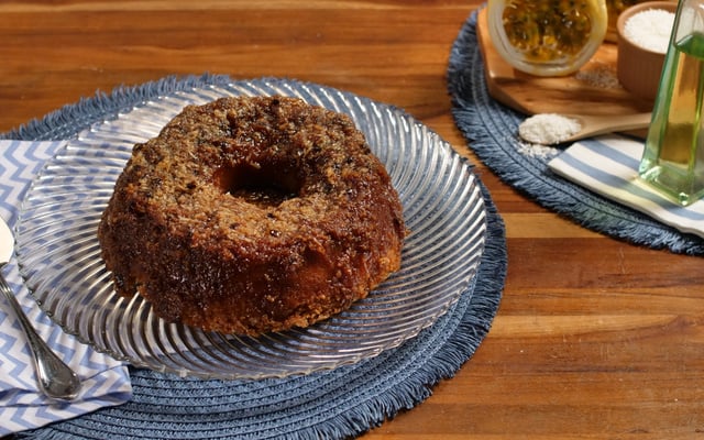 Bolo de coco invertido