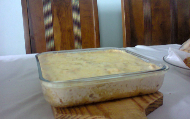 Gravatinha com frango e molho branco