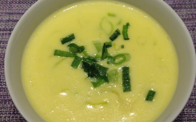 Creme de mandioquinha com alho poró