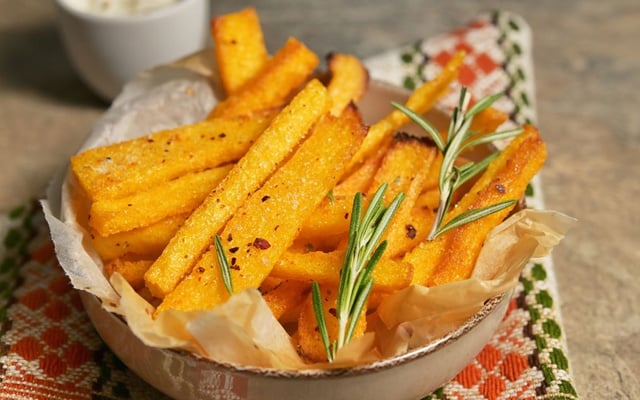 Polenta frita crocante