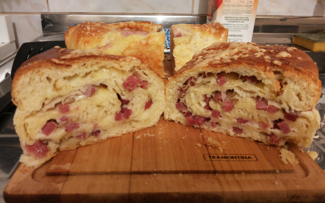 Massa super macia para pães e esfiha