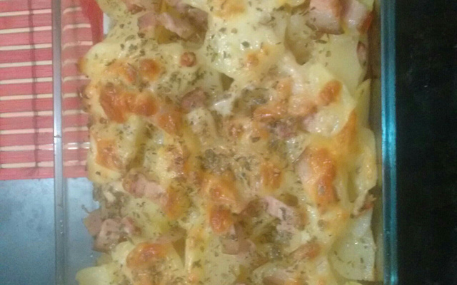 Batatas gratinadas com bacon