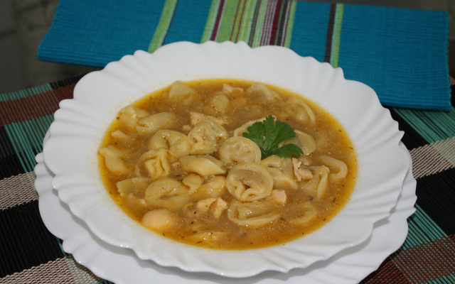 Sopa de Capeletti