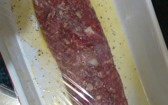 Rocambole de carne moída