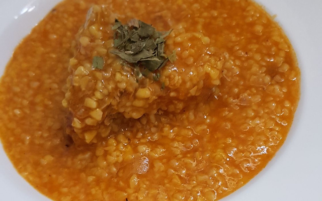 Canjiquinha com costelinha de porco