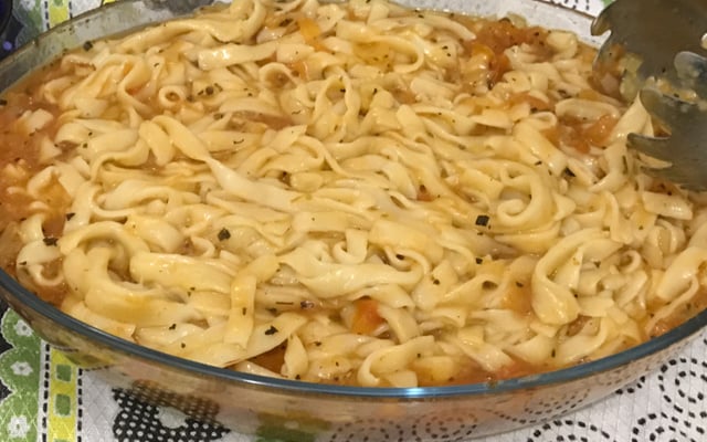 Macarrão com manjericão