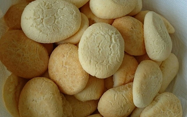 Pão de queijo cuiabano