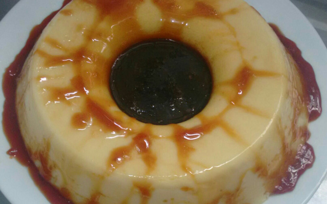 Pudim de leite em pó de microondas