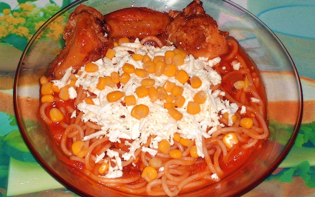 Macarrão com molhinho caipira