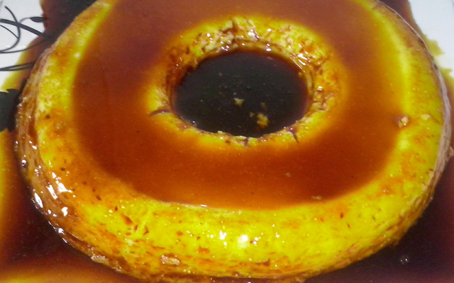 Pudim de leite em pó de microondas