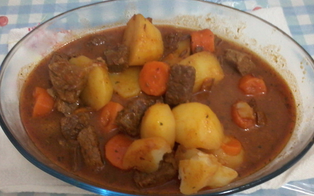 Picadinho de carne com legumes fácil