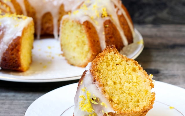 Bolo de amêndoas com limão siciliano na air fryer